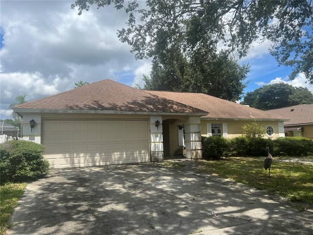 1404 MIDONECK CT photo