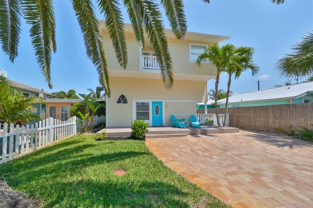 13004 BOCA CIEGA AVE photo