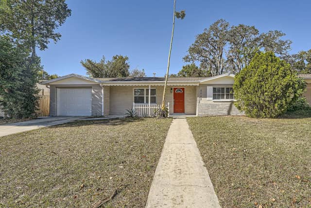 5023 THAMES DR photo