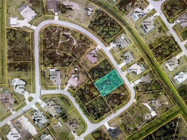 LOT 6 RENAULT CIR photo