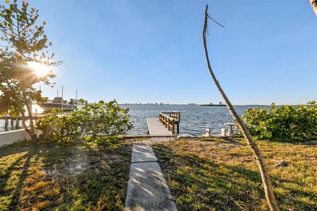 1836 VENETIAN POINT DR photo