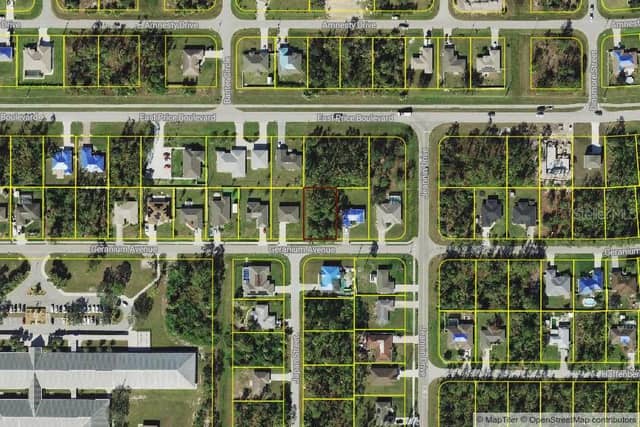 GERANIUM AVE photo