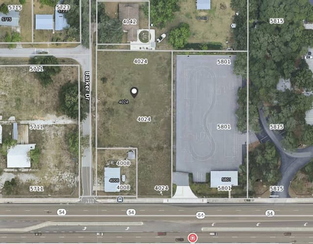 4024 BARKER DR photo