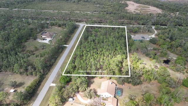 ESTATES DRIVE photo