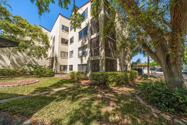 700 STARKEY RD #1111 photo