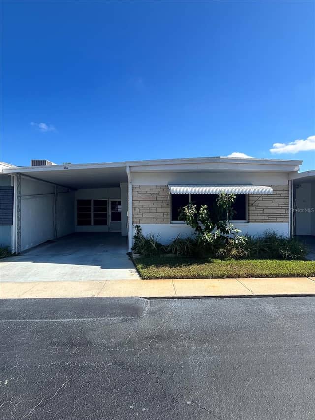 250 NW ROSERY RD #314 photo