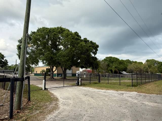16315 MCGLAMERY RD photo