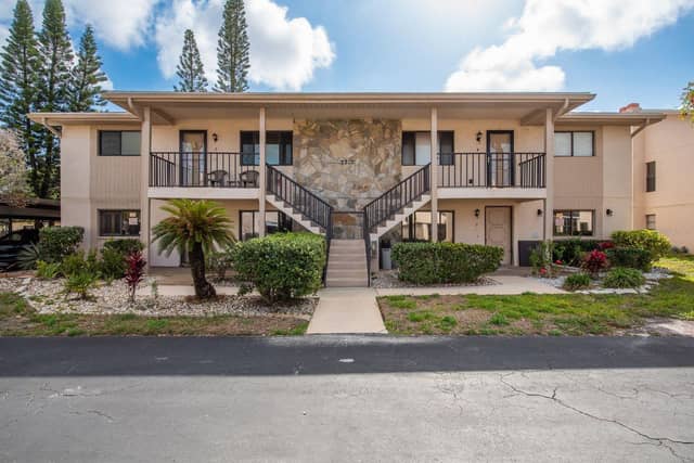 9910 EAGLES POINT CIR #3 photo