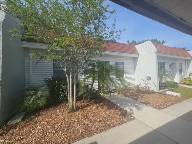 13813 MISSION OAKS BLVD photo