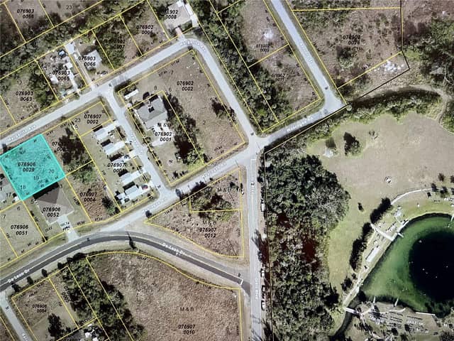 LOT 18,19,20 MARGARITA AVE photo