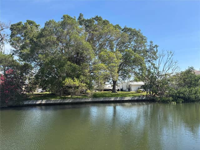 4417 DOLPHIN LN photo