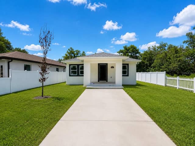 3704 SMITH TREE ST photo