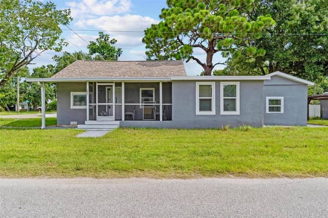 6426 S HIMES AVE photo