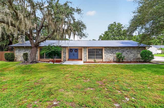3011 LAKE ELLEN DR photo