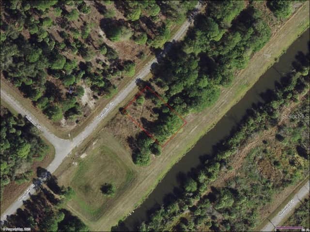 HAMPSHIRE CIR photo