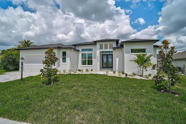 6655 PAN AMERICAN BLVD photo