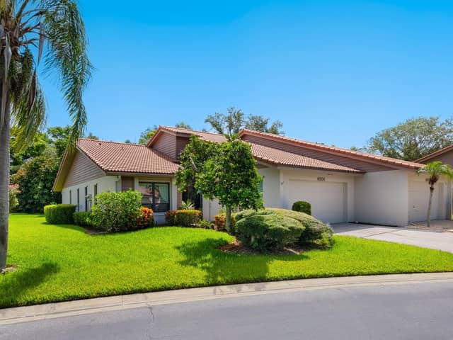 4004 WILSHIRE CIR E #89 photo