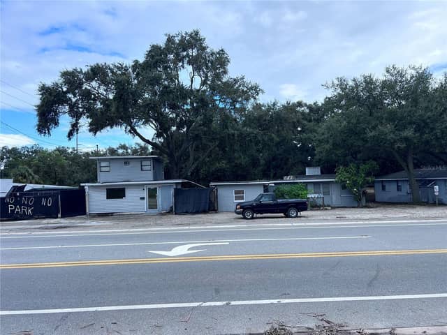 1302 SUNSET PT RD photo