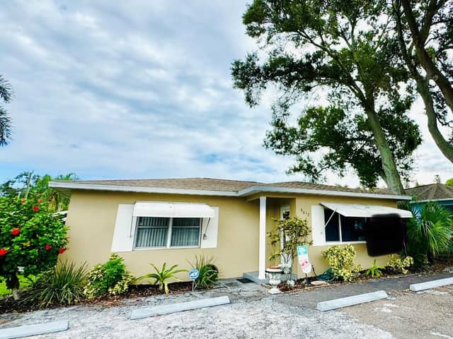 5617 GULFPORT BLVD S photo