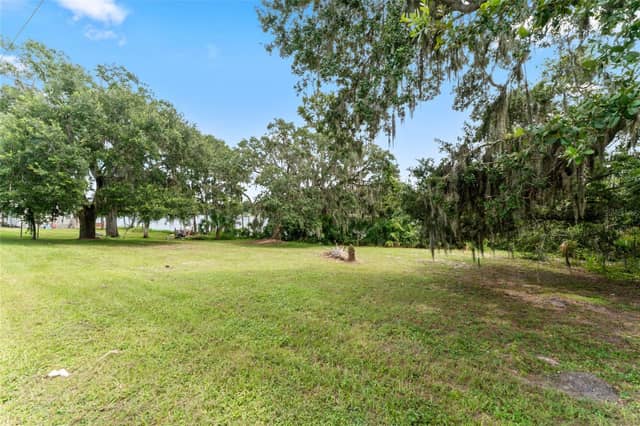 0 RIVERHILLS DR photo