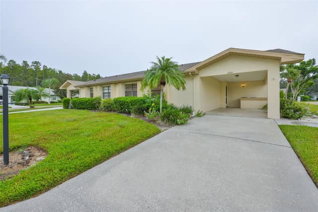 2122 HEREFORD DR #511 photo