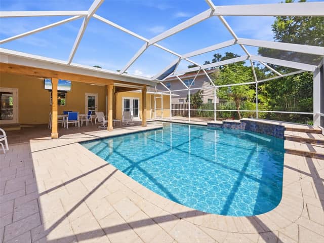 942 VIRGINIA DR photo