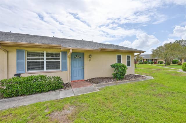 1908 CANTERBURY LN #20 photo