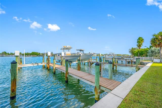 8575 SUNSET CT photo