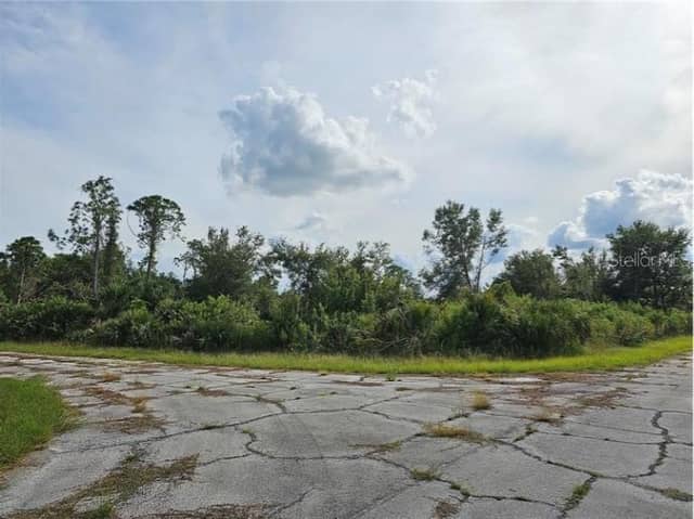 Lot 1 HINSHAW AVE photo