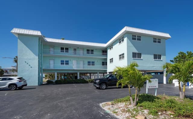 8200 BAYSHORE DR #9 photo