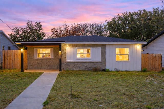 1221 E EMMA ST photo