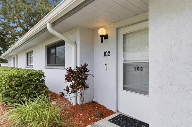 2701 COUNTRYSIDE BLVD #102 photo