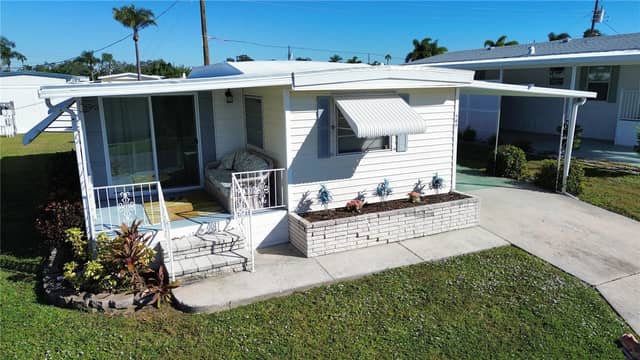 504 49TH C AVENUE DR E photo