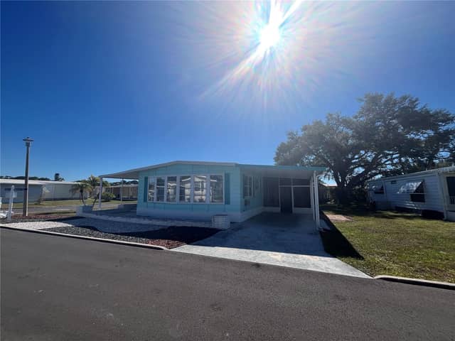 518 CERVINA DR N photo