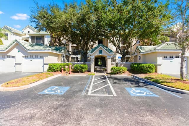 5122 NORTHRIDGE RD #107 photo