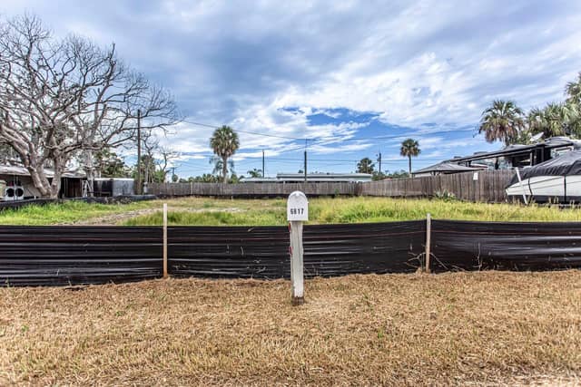 6813 GARDEN DR photo