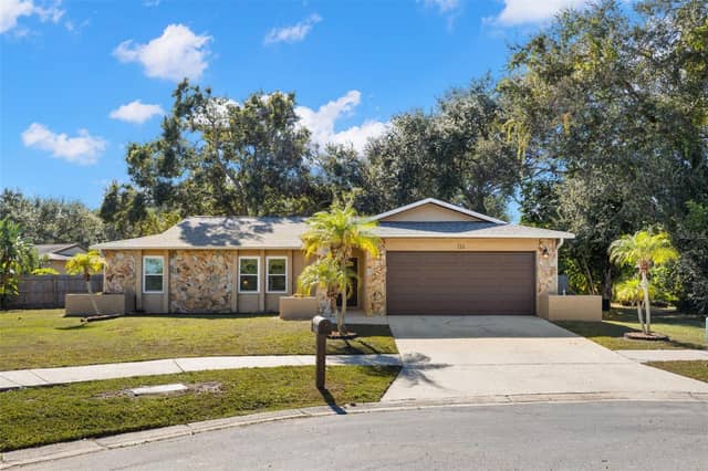 112 MEADOWCROSS DR photo