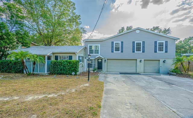 12510 FOREST HILLS DR photo