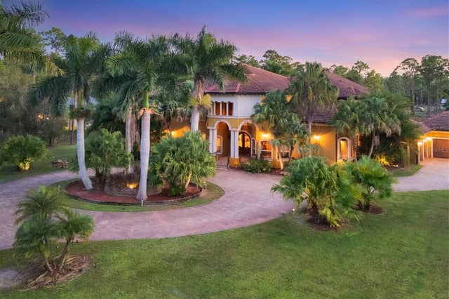 3657 TROPICAIRE BLVD photo