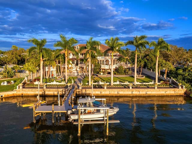 1310 S LAKE SHORE DR photo