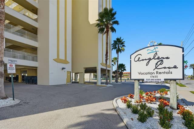 17450 GULF BLVD #104 photo