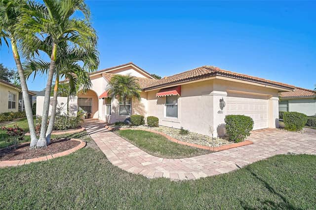 4041 MURFIELD DR E photo