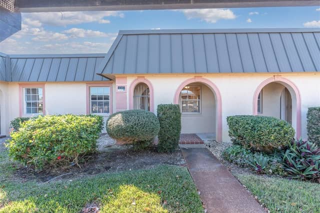 4343 SUMMERSUN DR #4343 photo