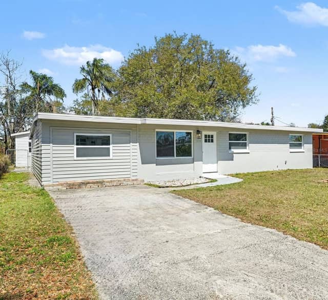 2162 BARCELONA DR photo