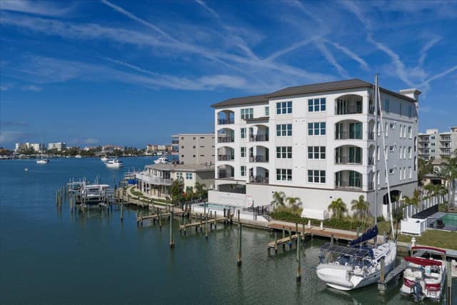 211 DOLPHIN PT #5 photo