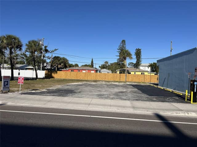 14225 GULF BLVD photo