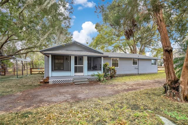 13713 WALDEN SHEFFIELD RD photo