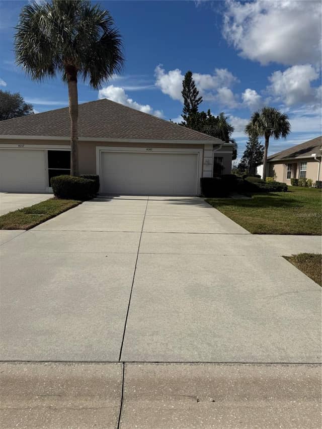 4049 FAIRWAY DR photo