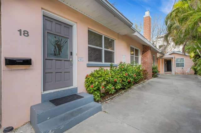 18 HEILWOOD ST photo