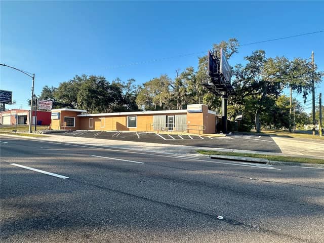 550 E BAY DR photo